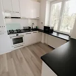 Apartment Stayin365